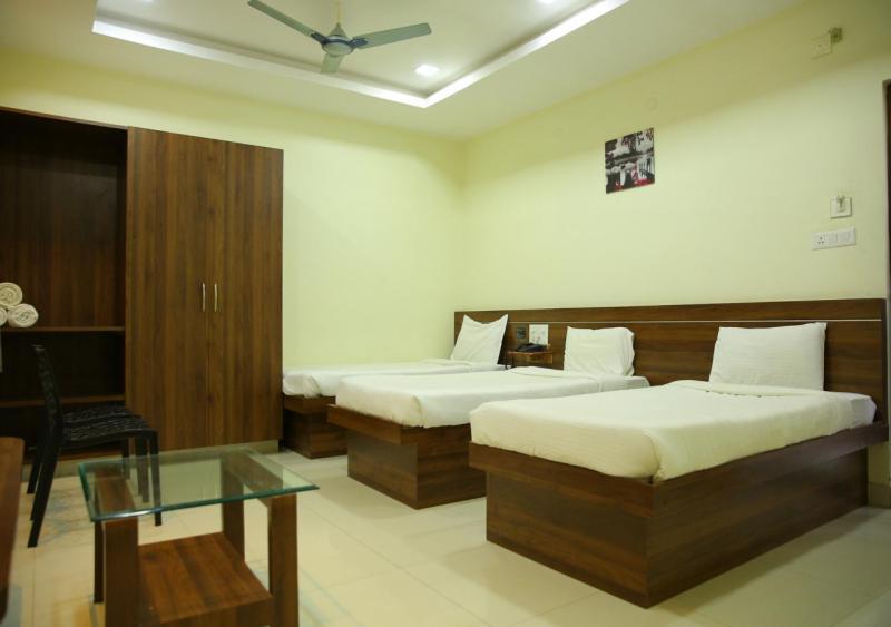 Hotel Maruthi Inn Nirmal  Exterior foto
