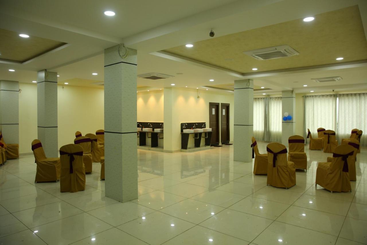 Hotel Maruthi Inn Nirmal  Exterior foto